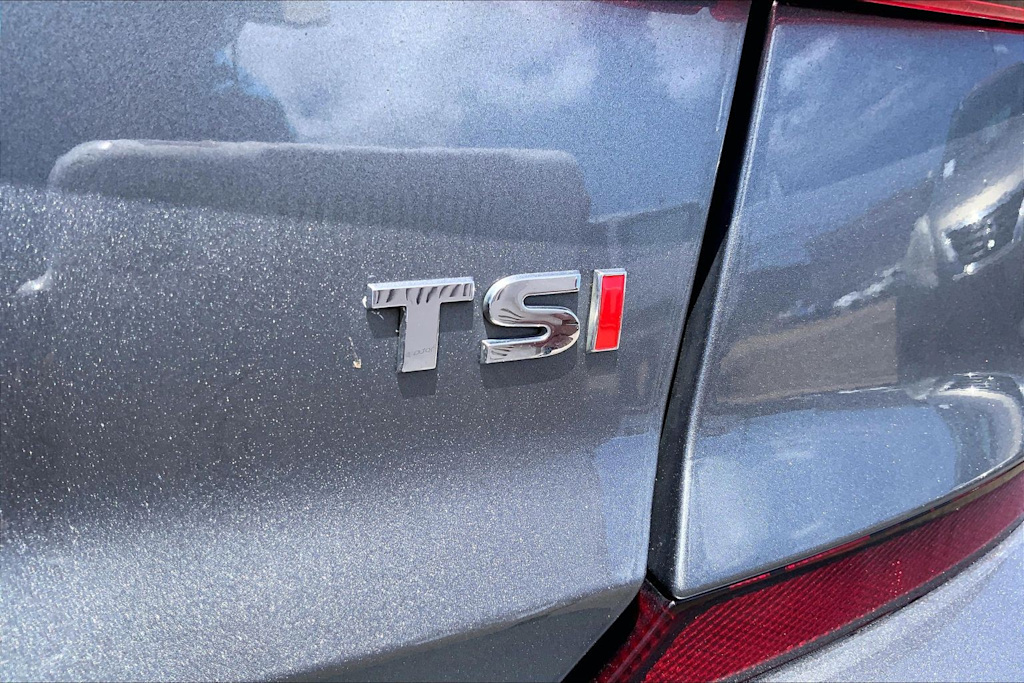 Thumbnail: 2019 Volkswagen Passat - 7