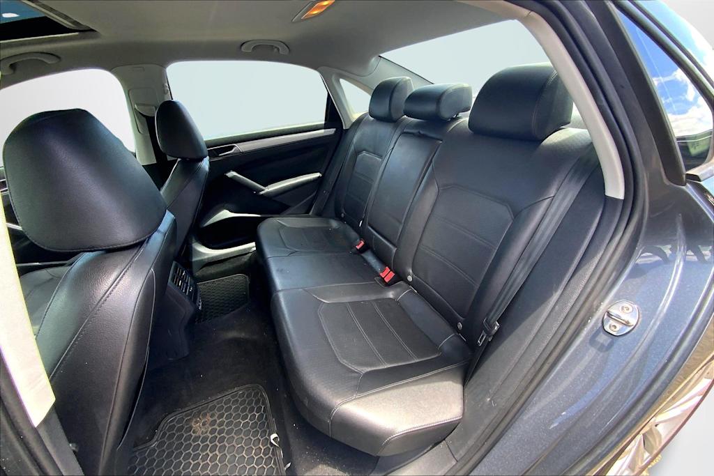Thumbnail: 2019 Volkswagen Passat - 29