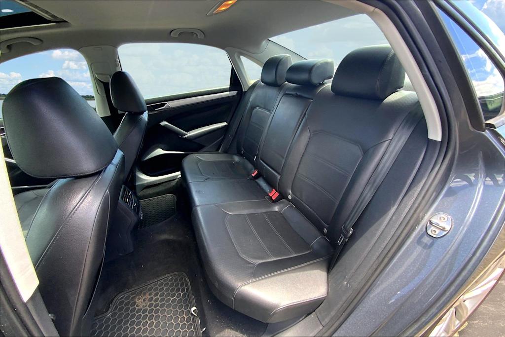 Thumbnail: 2019 Volkswagen Passat - 29
