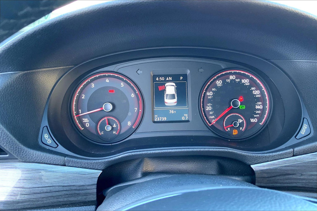 Thumbnail: 2021 Volkswagen Passat - 17