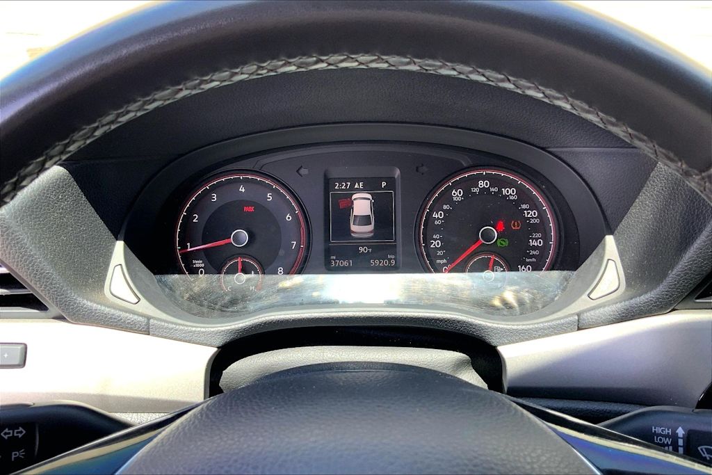 Thumbnail: 2022 Volkswagen Passat - 18