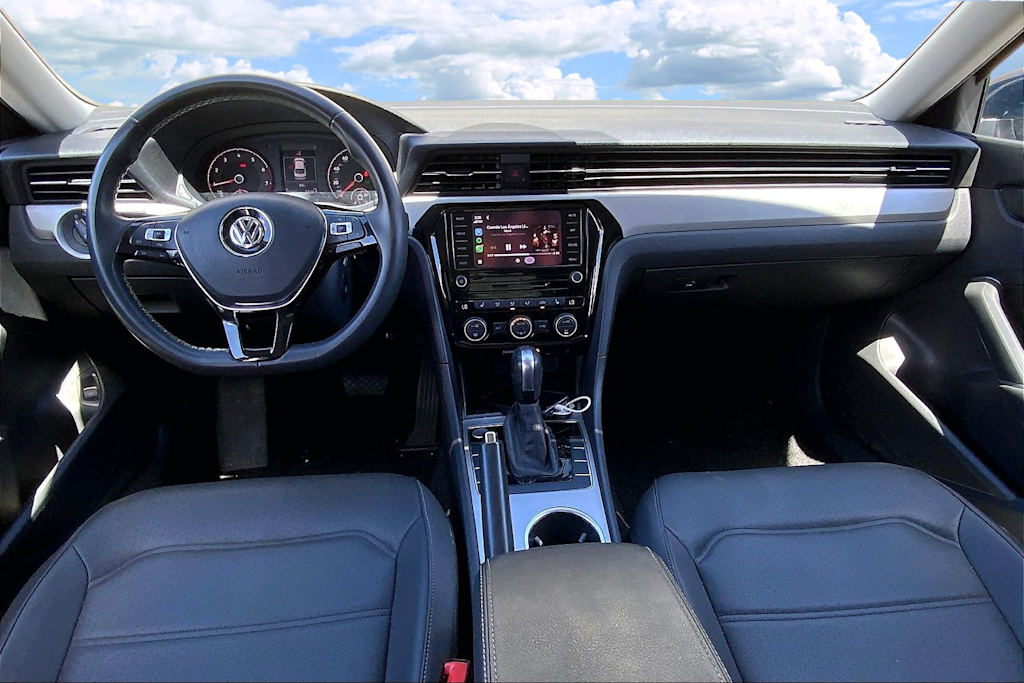 Thumbnail: 2022 Volkswagen Passat - 10