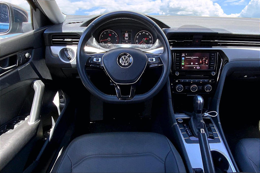 Thumbnail: 2022 Volkswagen Passat - 14