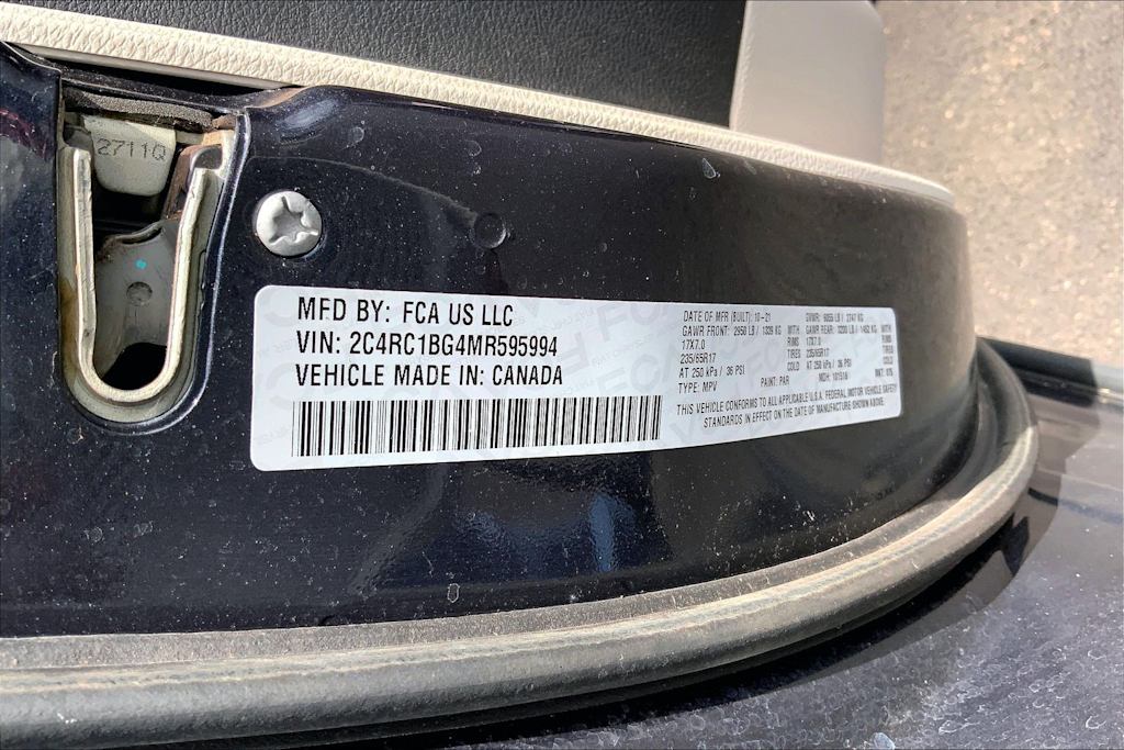 Thumbnail: 2021 Chrysler Pacifica - 20
