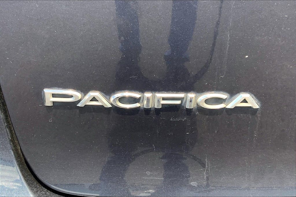 Thumbnail: 2021 Chrysler Pacifica - 7