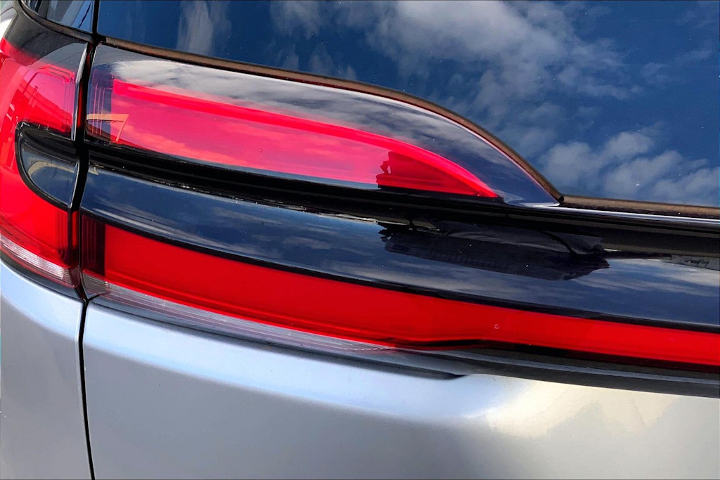 Thumbnail: 2021 Chrysler Pacifica - 32