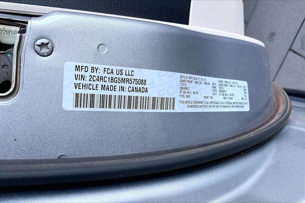 Thumbnail: 2021 Chrysler Pacifica - 19
