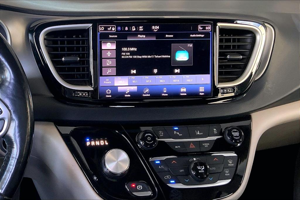 Thumbnail: 2021 Chrysler Pacifica - 16