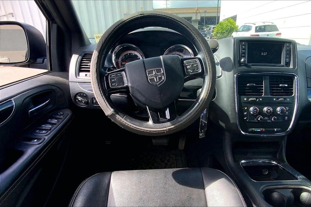 Thumbnail: 2019 Dodge Grand Caravan - 14