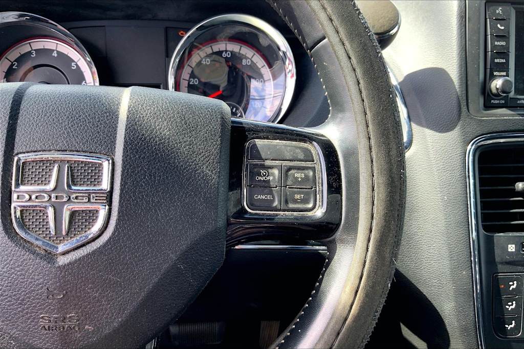 Thumbnail: 2019 Dodge Grand Caravan - 25