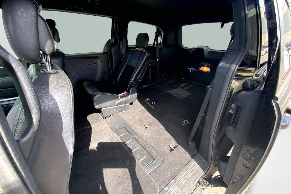Thumbnail: 2019 Dodge Grand Caravan - 29