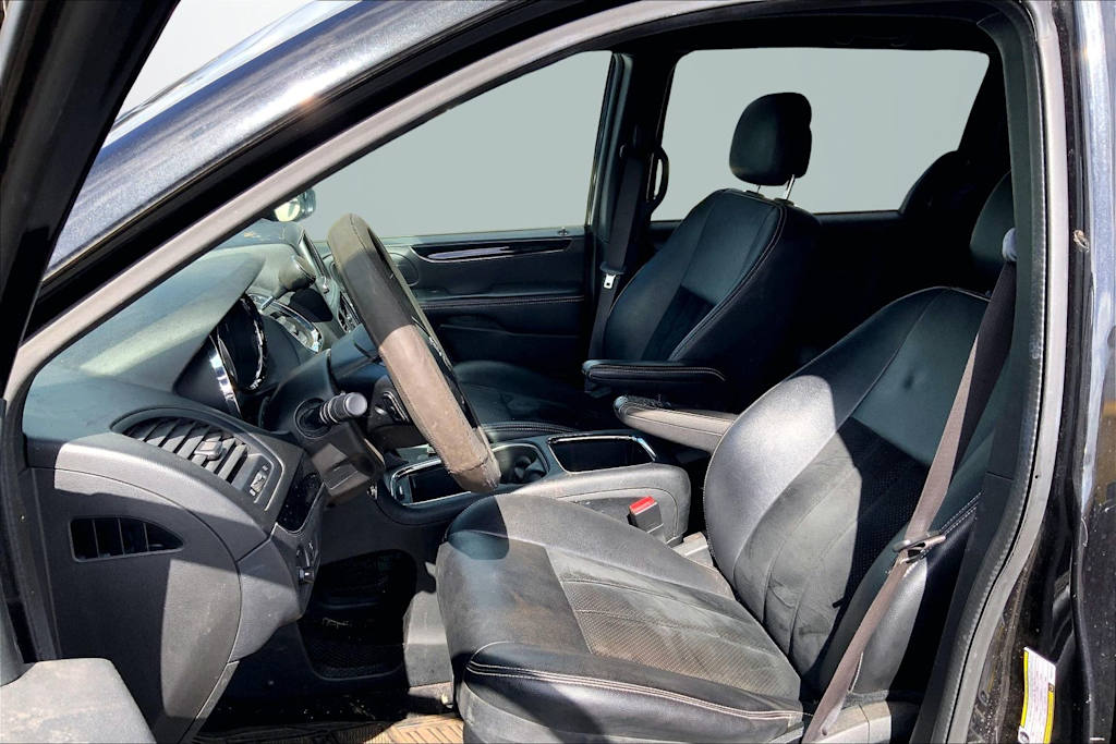 Thumbnail: 2019 Dodge Grand Caravan - 11