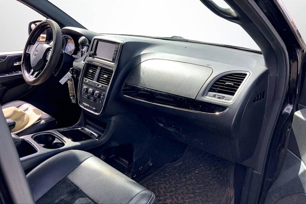 Thumbnail: 2019 Dodge Grand Caravan - 15