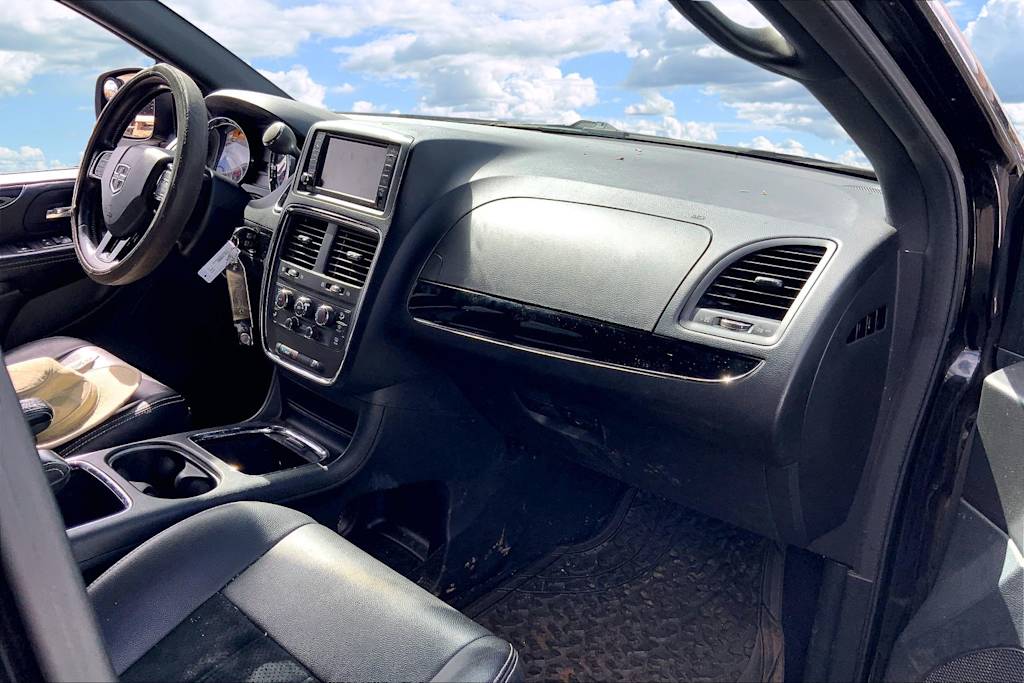 Thumbnail: 2019 Dodge Grand Caravan - 15