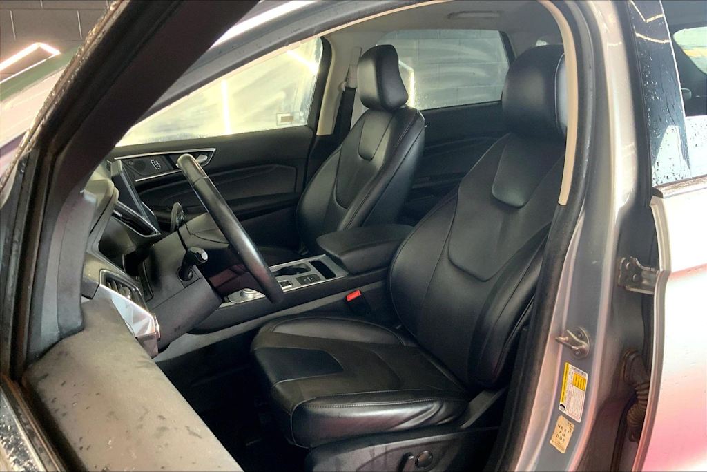 Thumbnail: 2022 Ford Edge - 11
