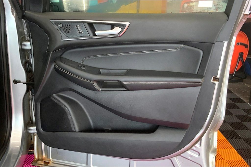 Thumbnail: 2022 Ford Edge - 28