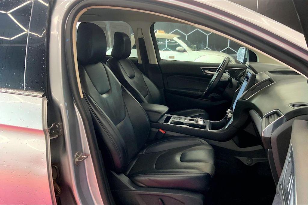Thumbnail: 2022 Ford Edge - 12