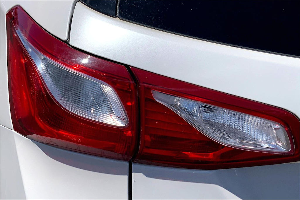 Thumbnail: 2019 Chevrolet Equinox - 32