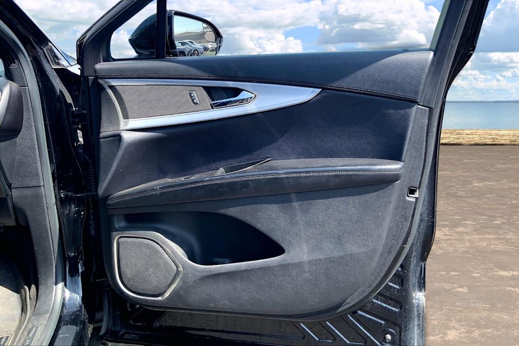 Thumbnail: 2017 Lincoln MKX - 28