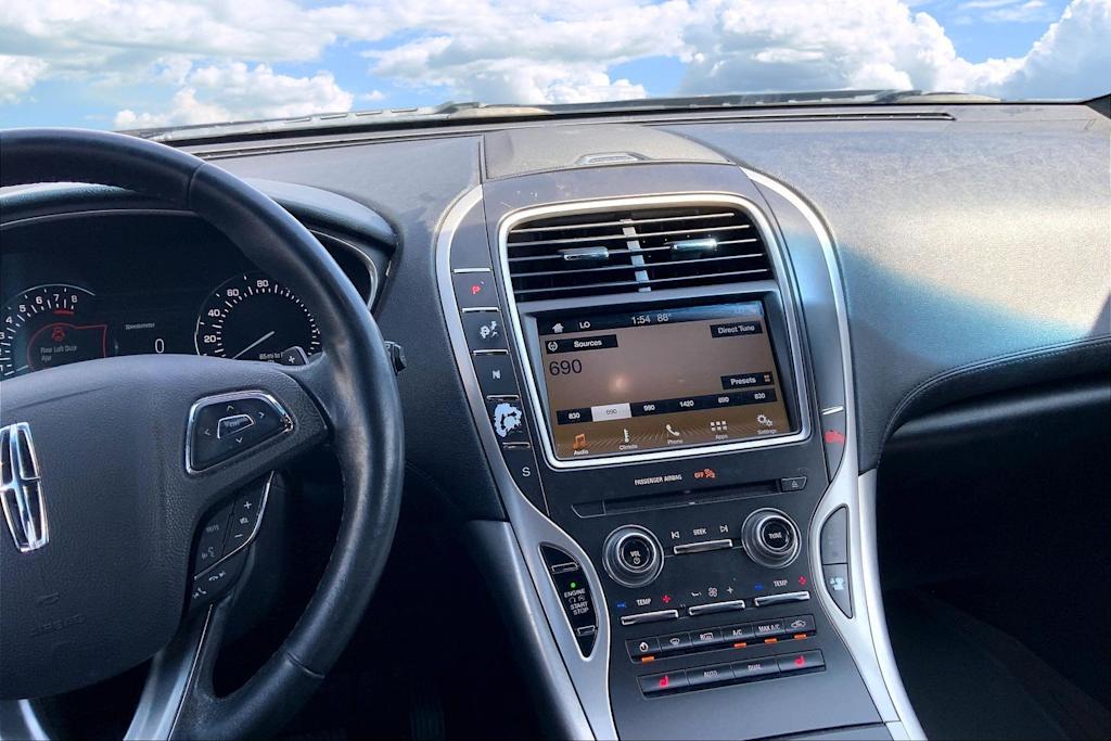 Thumbnail: 2017 Lincoln MKX - 15