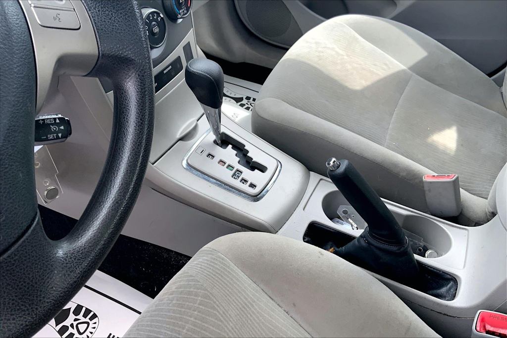 Thumbnail: 2012 Toyota Corolla - 17
