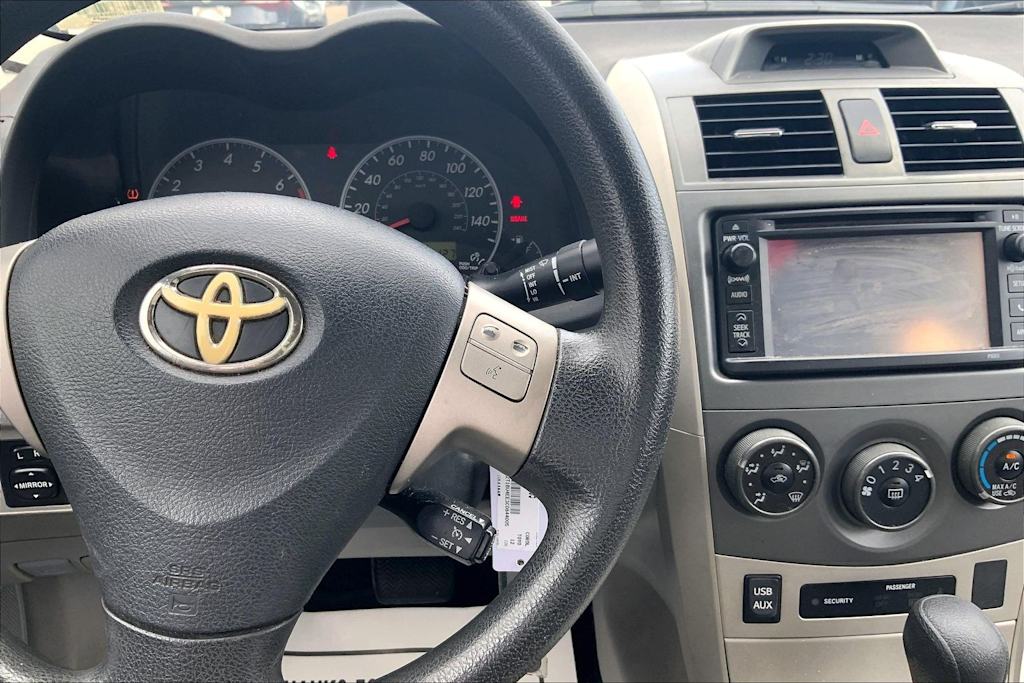 Thumbnail: 2012 Toyota Corolla - 24