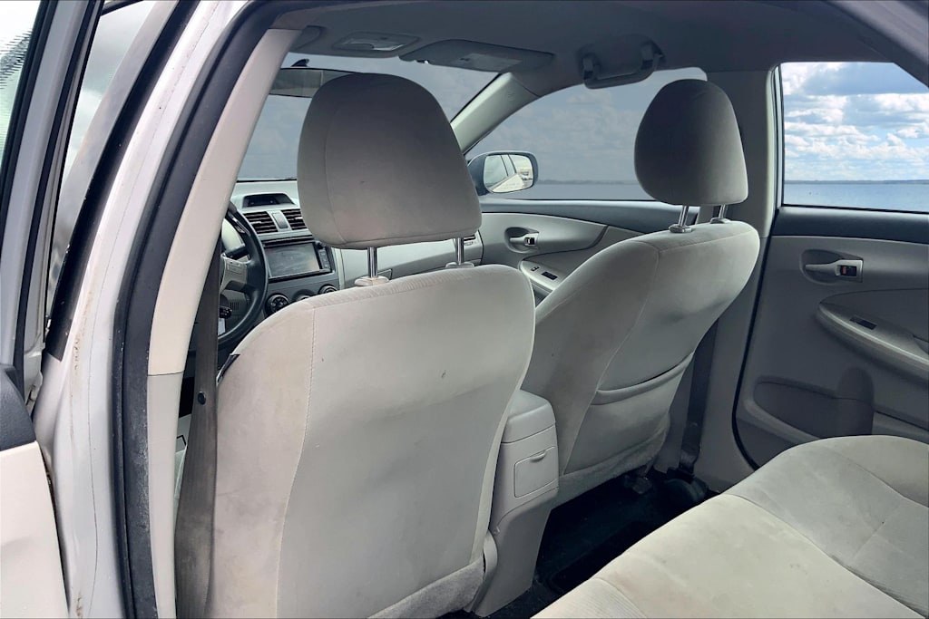 Thumbnail: 2012 Toyota Corolla - 13