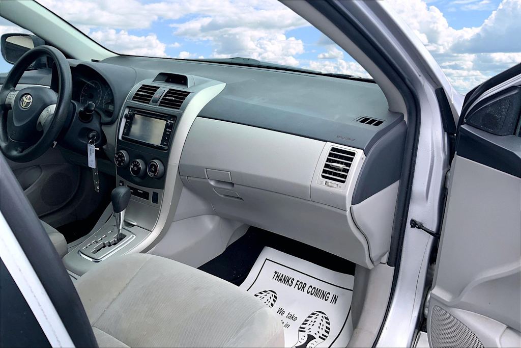 Thumbnail: 2012 Toyota Corolla - 15