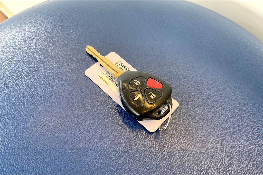 Thumbnail: 2012 Toyota Corolla - 20