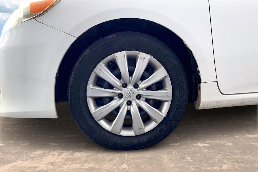Thumbnail: 2012 Toyota Corolla - 8