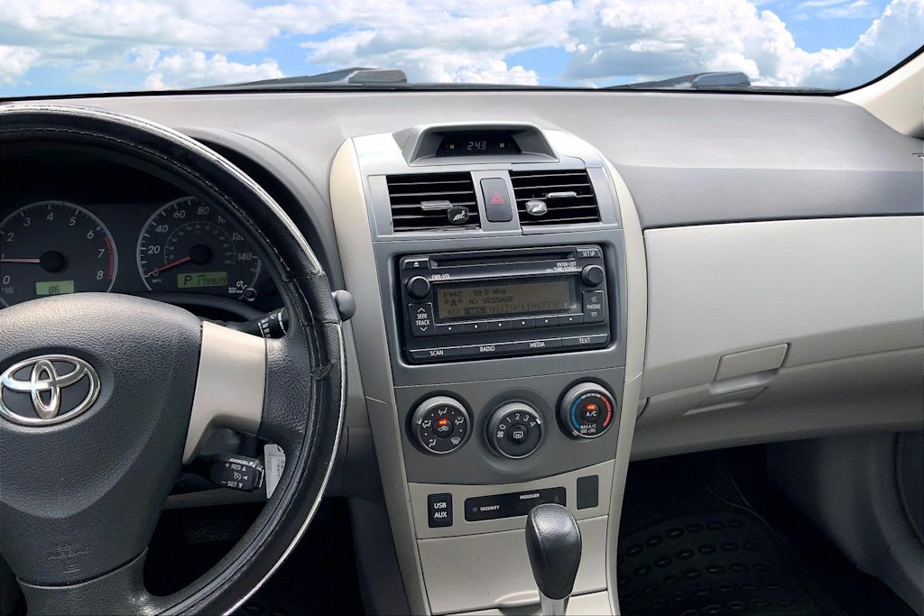 Thumbnail: 2012 Toyota Corolla - 15