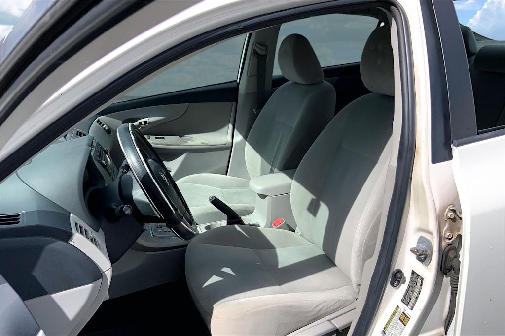 Thumbnail: 2012 Toyota Corolla - 11
