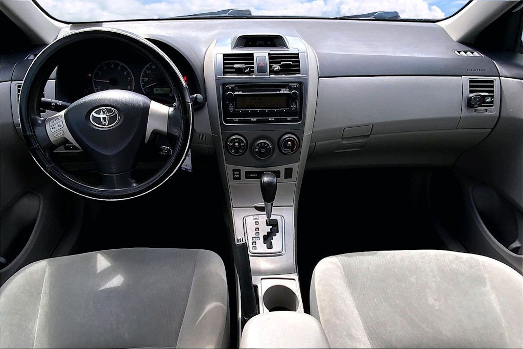 Thumbnail: 2012 Toyota Corolla - 10
