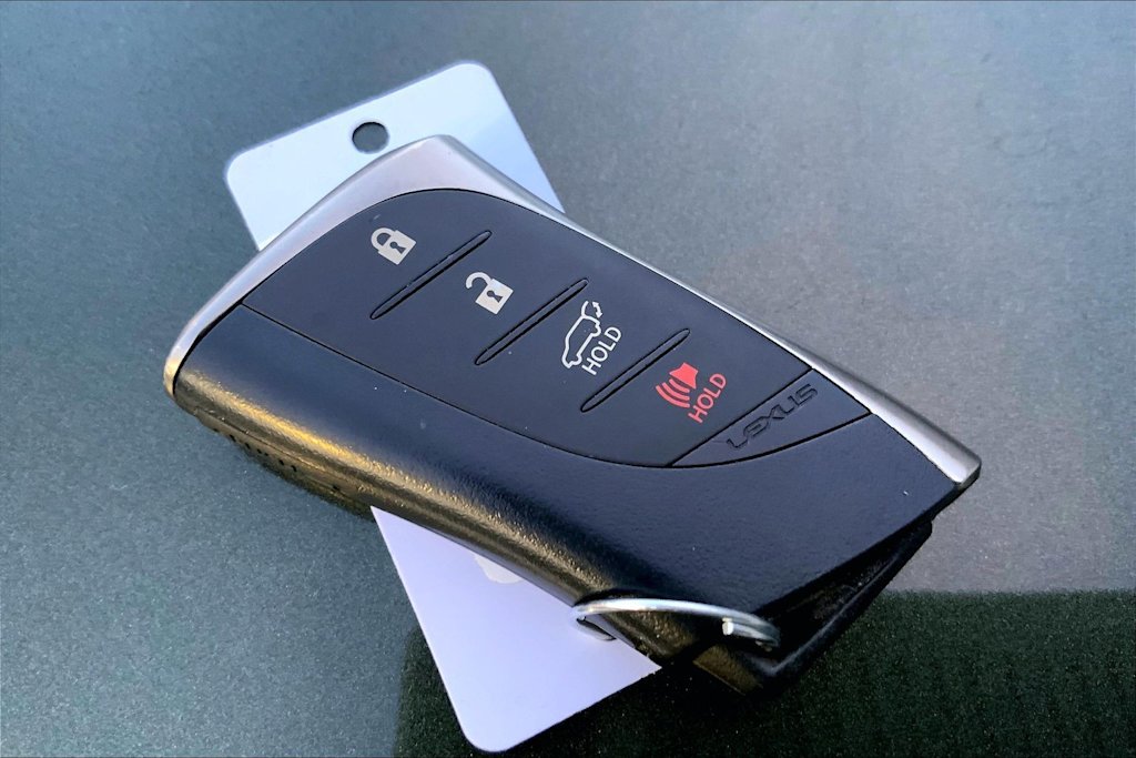 Thumbnail: 2023 Lexus RX - 20