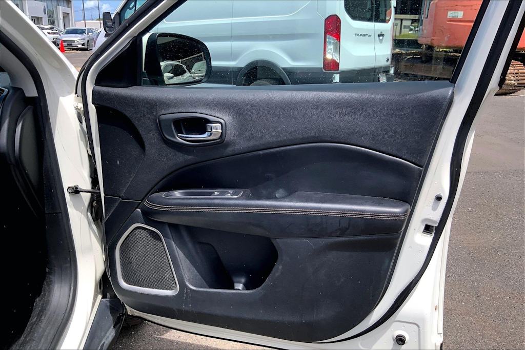 Thumbnail: 2020 Jeep Compass - 28