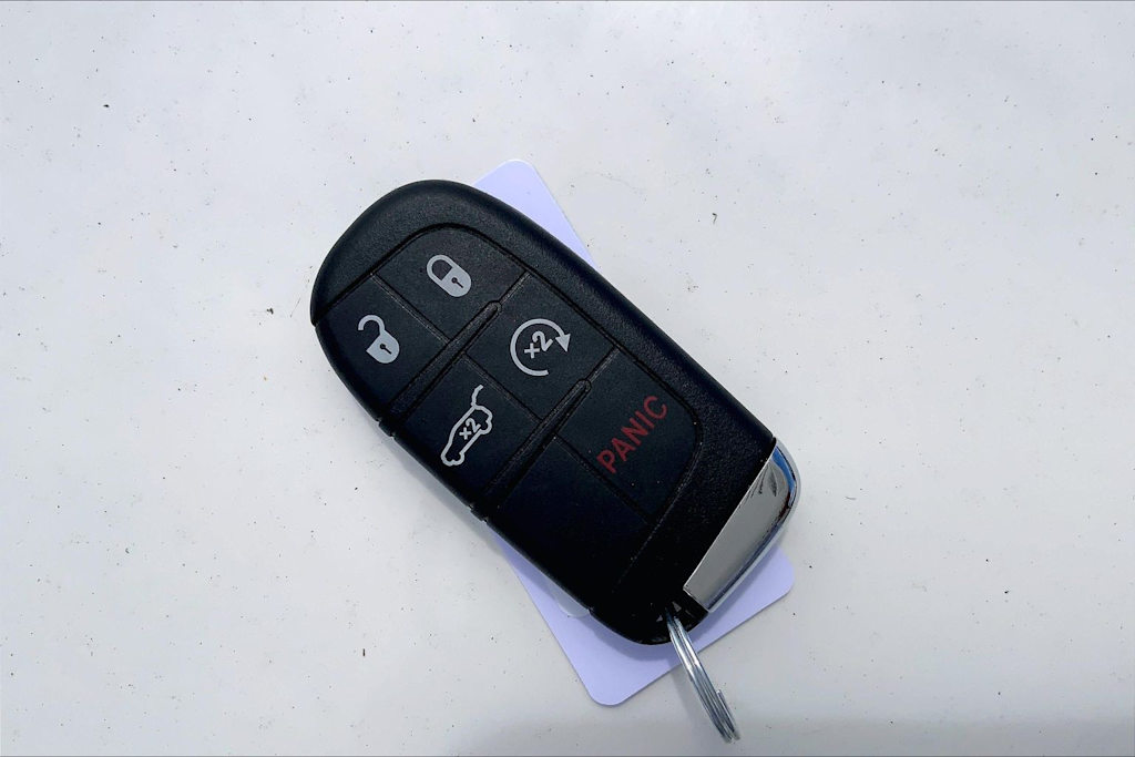 Thumbnail: 2020 Jeep Compass - 20