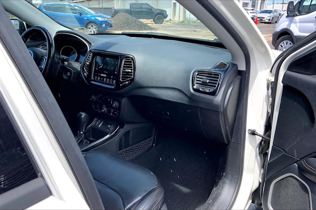 Thumbnail: 2020 Jeep Compass - 24