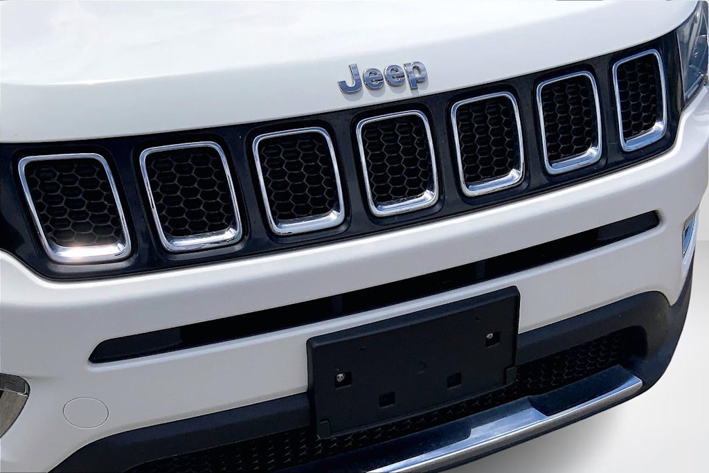 Thumbnail: 2020 Jeep Compass - 33