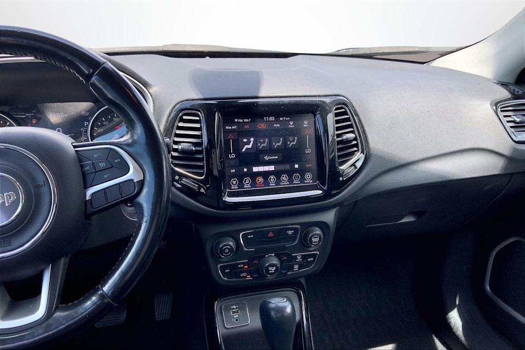 Thumbnail: 2020 Jeep Compass - 15