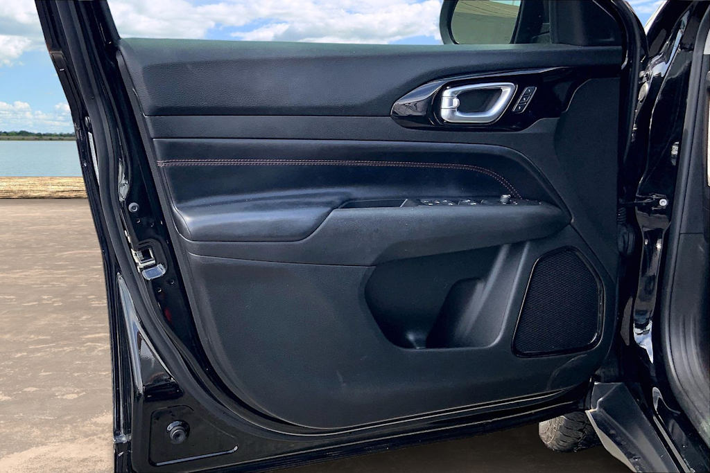 Thumbnail: 2022 Jeep Compass - 27