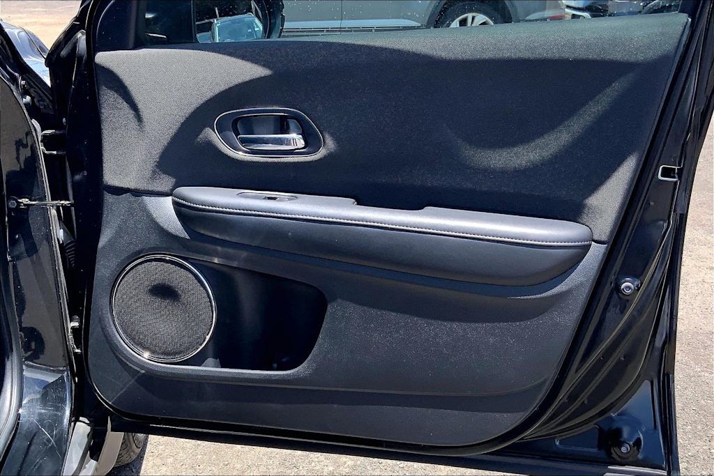 Thumbnail: 2020 Honda HR-V - 28