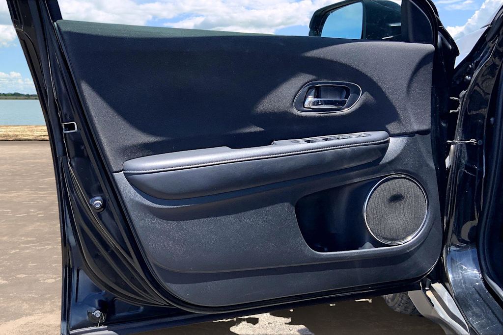 Thumbnail: 2020 Honda HR-V - 27