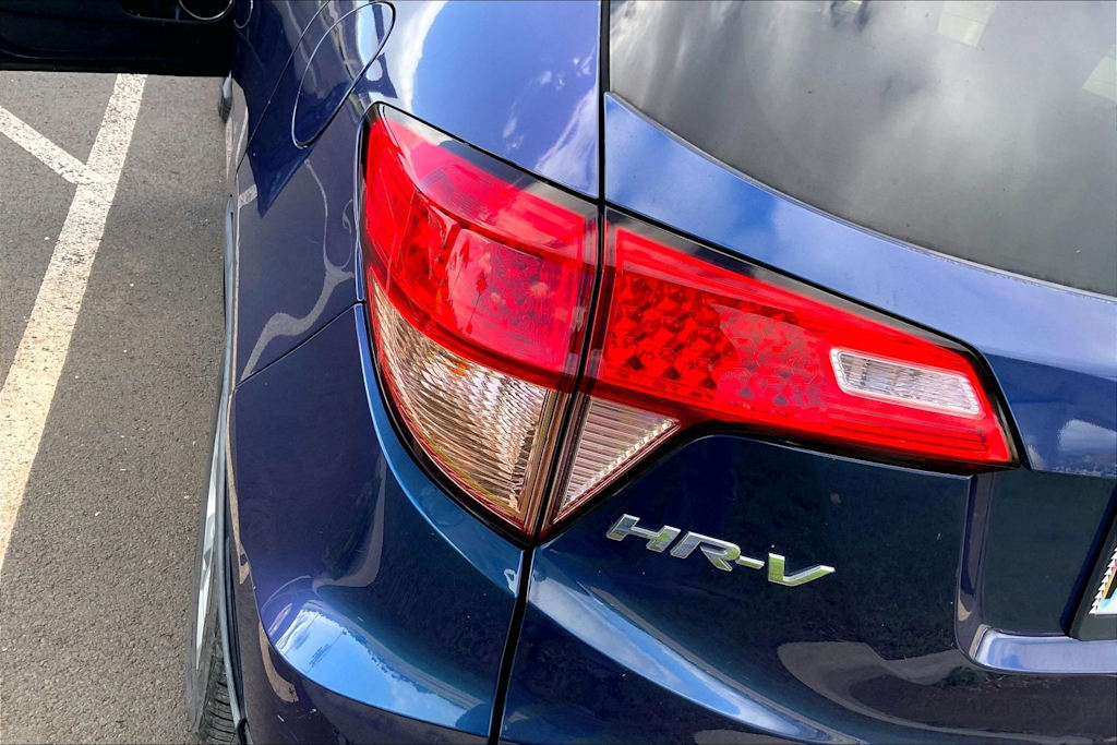 Thumbnail: 2016 Honda HR-V - 31