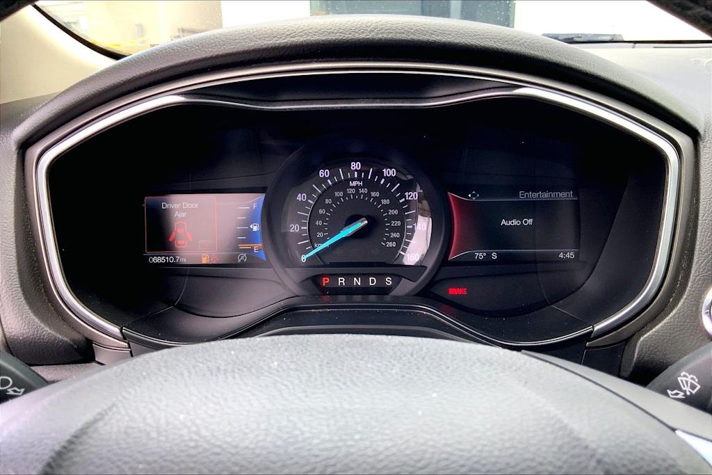 Thumbnail: 2019 Ford Fusion - 18