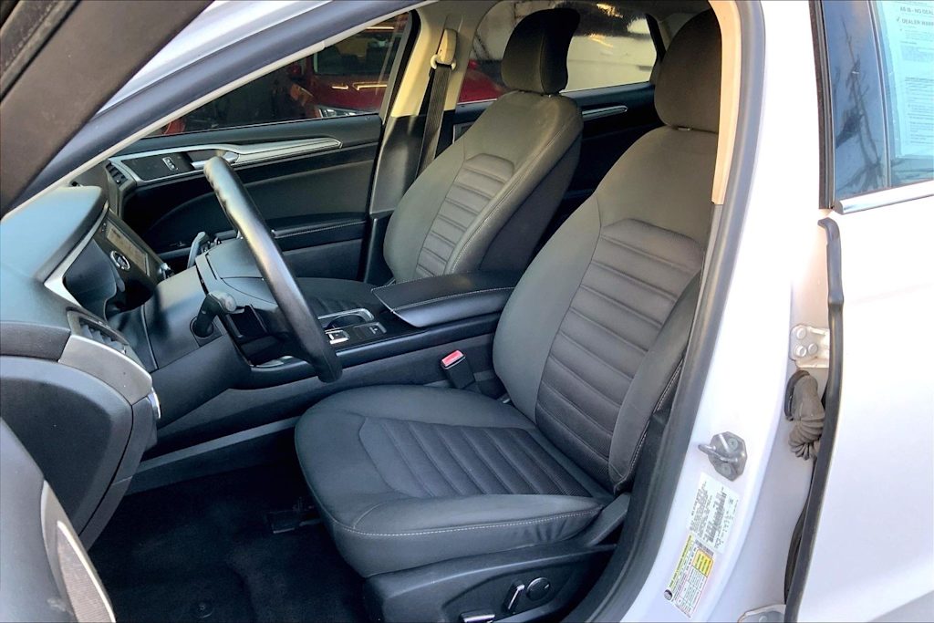 Thumbnail: 2018 Ford Fusion - 11