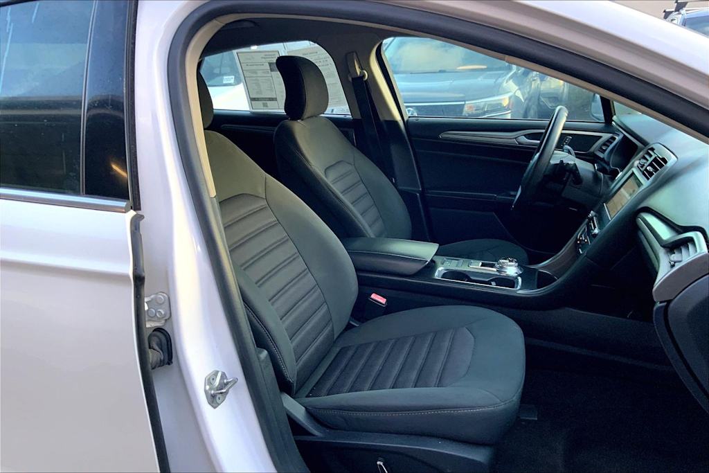 Thumbnail: 2018 Ford Fusion - 12