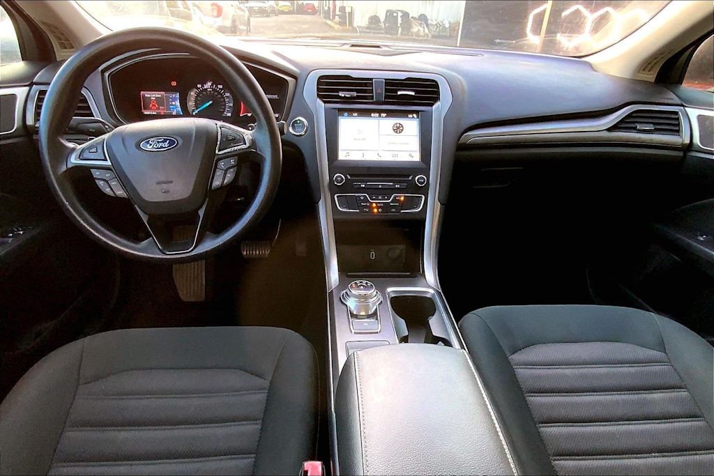 Thumbnail: 2018 Ford Fusion - 10