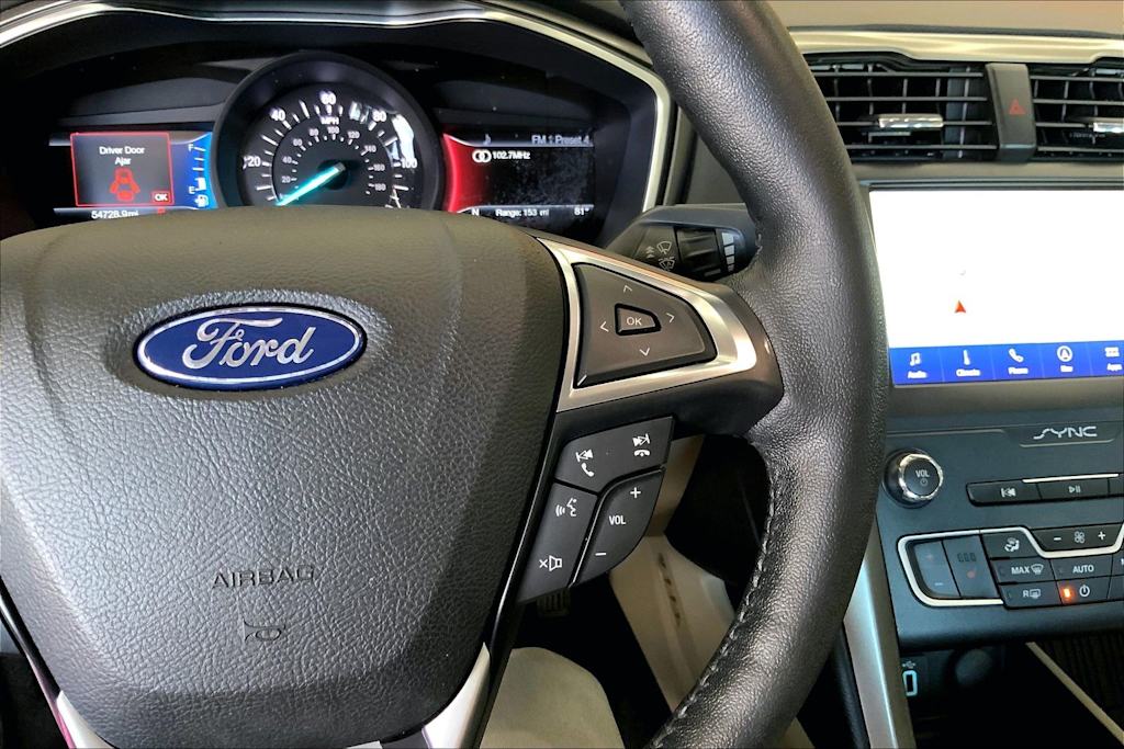 Thumbnail: 2020 Ford Fusion - 26