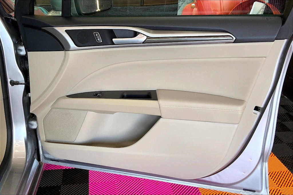 Thumbnail: 2020 Ford Fusion - 28