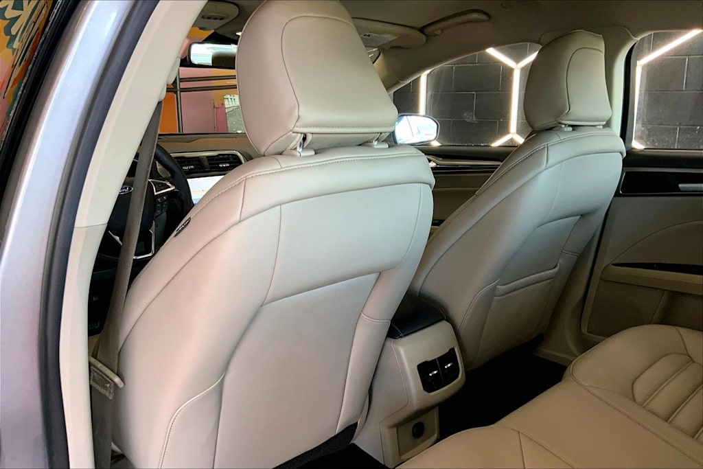 Thumbnail: 2020 Ford Fusion - 13